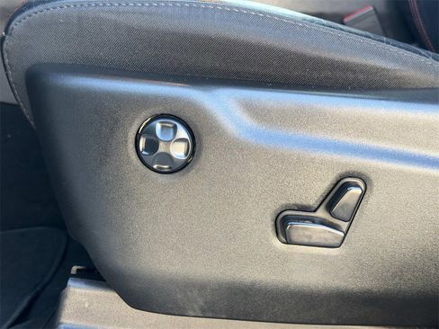 Used 2023 Dodge Durango GT image 14