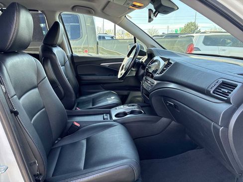 Used 2021 Honda Pilot Black Edition image 26