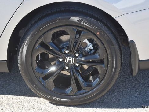 New 2025 Honda Accord SE image 5