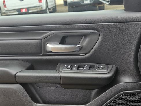 New 2026 RAM 1500 Express AWD/4WD image 13