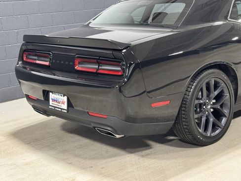 Used 2023 Dodge Challenger R/T w/ Blacktop Package image 16