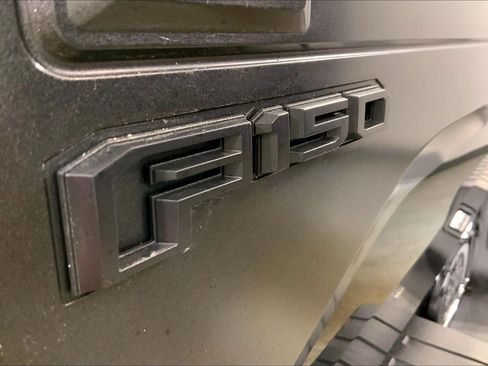 Used 2018 Ford F150 Raptor w/ Equipment Group 802A Luxury AWD/4WD image 8
