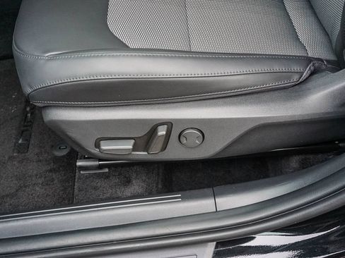 Certified 2024 Kia Niro EX FWD image 20