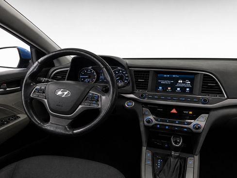 Used 2018 Hyundai Elantra Value Edition FWD image 15