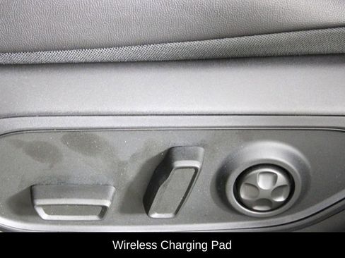 New 2025 Jeep Grand Cherokee Altitude image 19