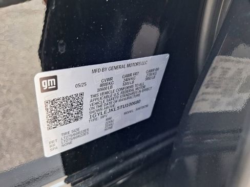 New 2026 Cadillac Escalade IQL Luxury image 33