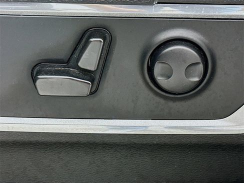 Used 2023 RAM 1500 Laramie image 22