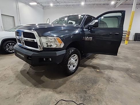 Used 2016 RAM 2500 Tradesman w/ Chrome Appearance Group AWD/4WD image 27