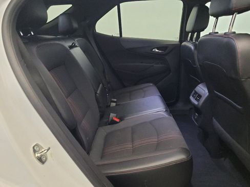 Used 2023 Chevrolet Equinox RS AWD/4WD image 19