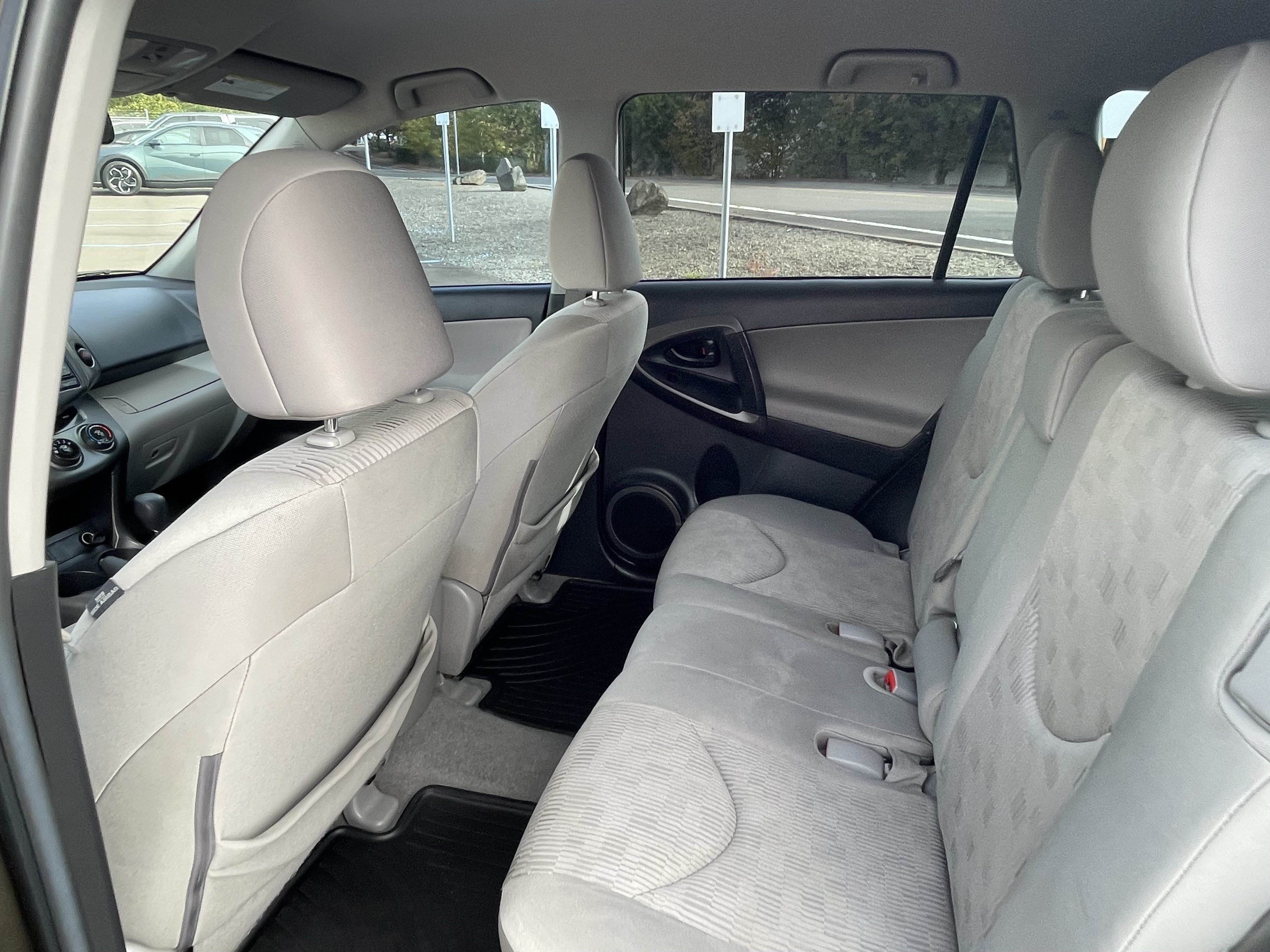 Used 2012 Toyota RAV4 4WD w/ Value Pkg image 13