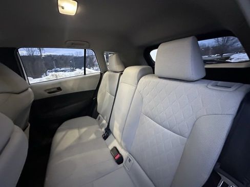 Used 2023 Toyota Corolla Cross LE image 11