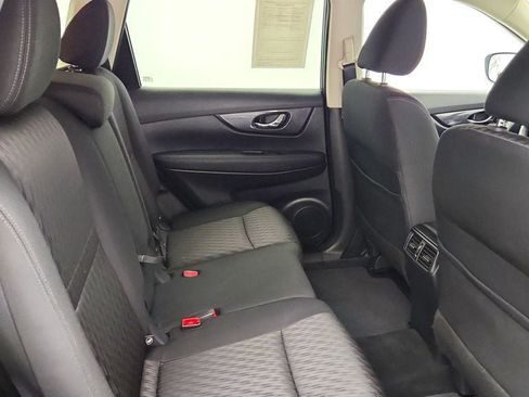 Used 2018 Nissan Rogue SV w/ Premium Package AWD/4WD image 22