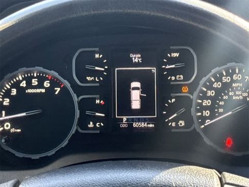 Used 2020 Toyota Tundra 4x4 CrewMax image 21