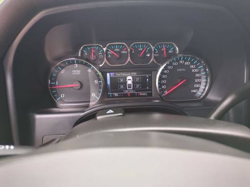 Used 2017 Chevrolet Silverado 1500 LT w/ All Star Edition AWD/4WD image 17
