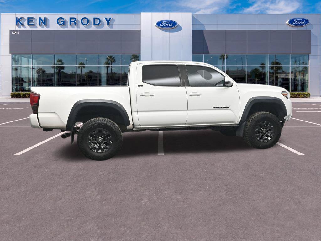 Used 2021 Toyota Tacoma SR5 w/ Trail Edition AWD/4WD image 6