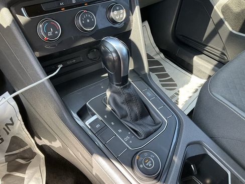 Used 2021 Volkswagen Tiguan S AWD/4WD image 30