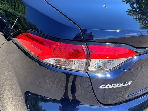 Used 2023 Toyota Corolla LE FWD image 31