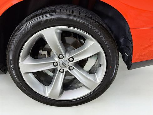 Used 2017 Dodge Challenger R/T image 28