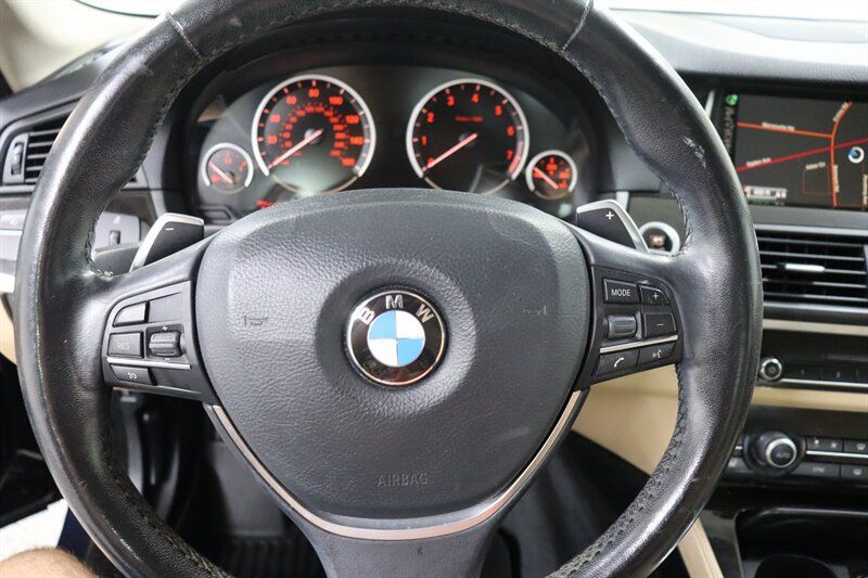 Used 2016 BMW 535i xDrive Sedan AWD/4WD image 10