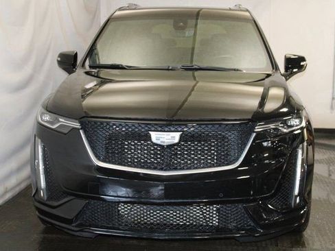 Certified 2023 Cadillac XT6 Sport w/ LPO, Onyx Lite Package AWD/4WD image 3