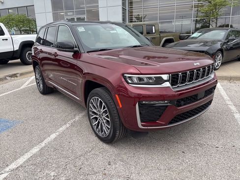 New 2026 Jeep Grand Cherokee Summit AWD/4WD image 7
