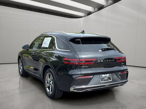 Certified 2026 Genesis GV70 2.5T AWD/4WD image 3