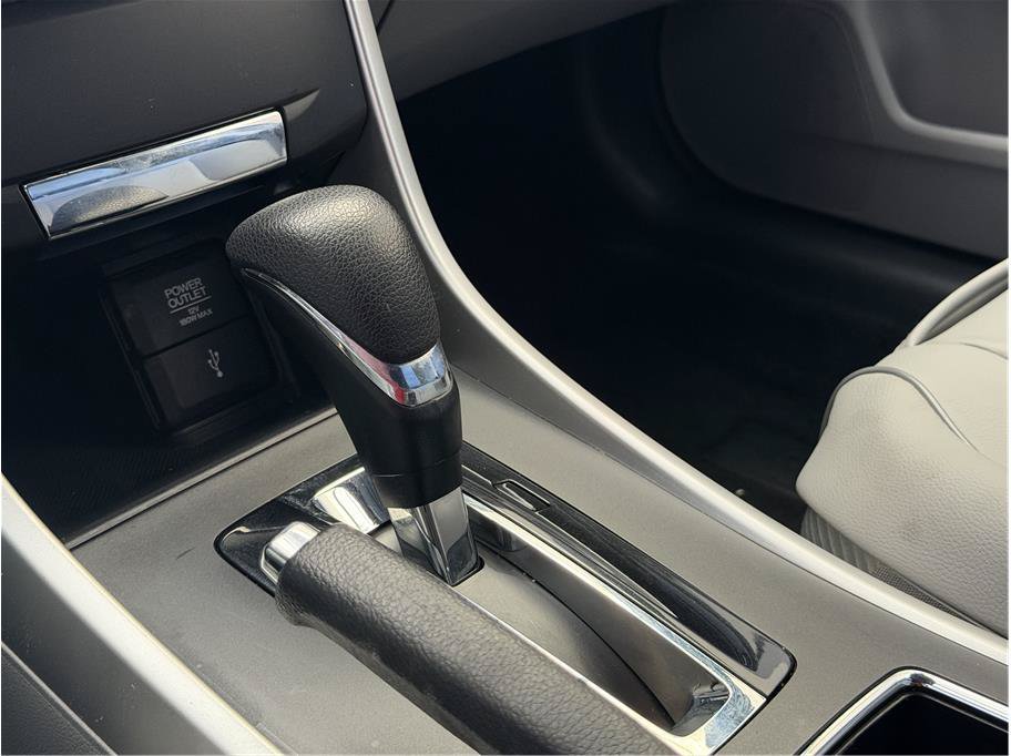 Used 2015 Honda Accord LX image 16