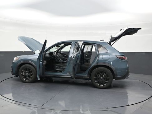 Used 2024 Honda HR-V Sport image 30