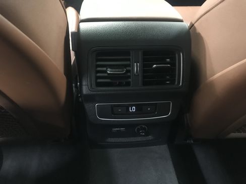 Used 2023 Audi Q5 2.0T Premium Plus w/ Premium Plus Package AWD/4WD image 18
