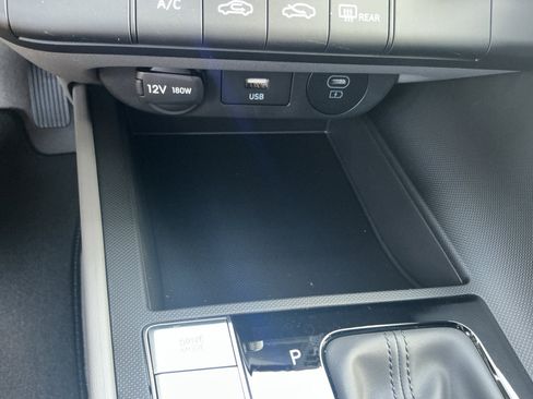 New 2026 Hyundai Elantra SE FWD image 19