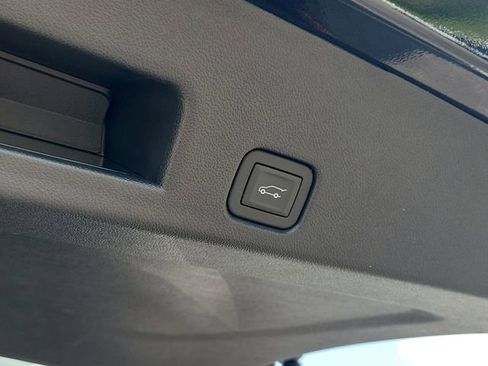 New 2026 GMC Acadia Elevation w/ Elevation Premium Package image 9