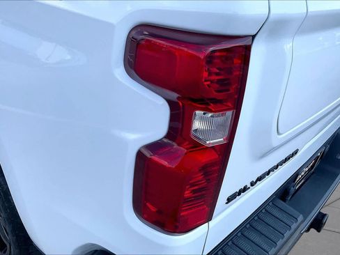 Certified 2024 Chevrolet Silverado 1500 Custom Trail Boss w/ Turbomax Blackout Package AWD/4WD image 27