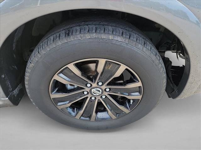 Used 2018 Nissan Armada Platinum w/ Captain Seat Package RWD image 10