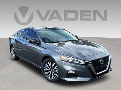 Used 2022 Nissan Altima 2.5 SR