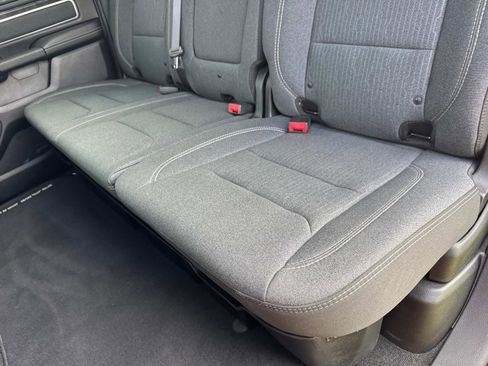 Used 2019 RAM 1500 Big Horn AWD/4WD image 13