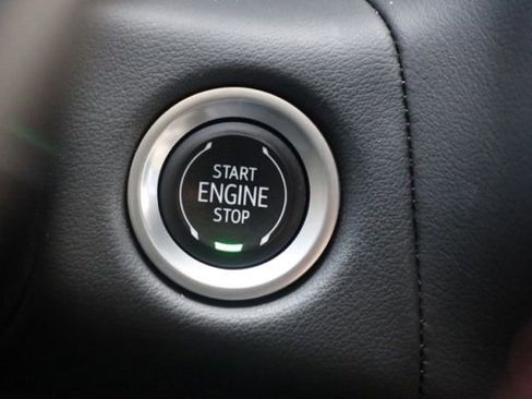 Used 2022 Chevrolet Tahoe RST w/ Luxury Package image 9