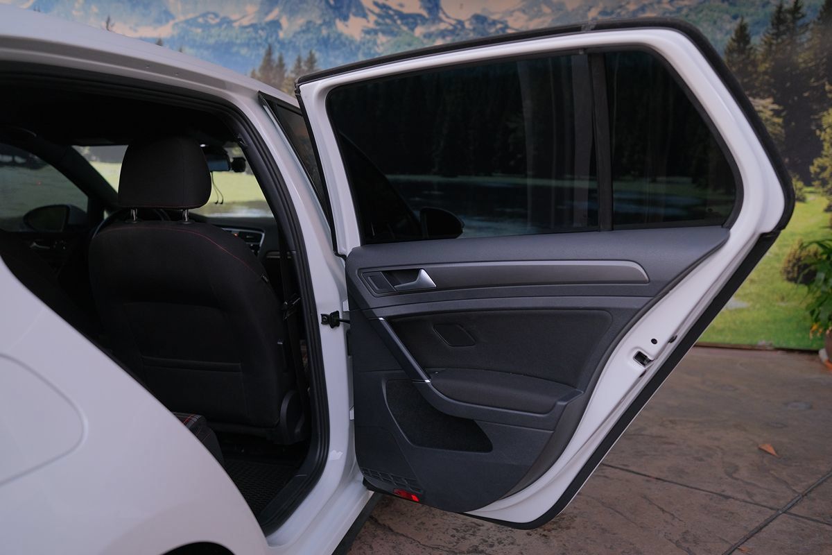 Used 2018 Volkswagen GTI S FWD image 29