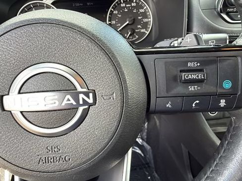 Used 2023 Nissan Rogue SV w/ SV Premium B Package FWD image 20