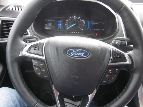 Used 2024 Ford Edge SEL w/ Convenience Package AWD/4WD image 19
