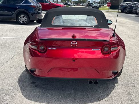 Used 2026 MAZDA MX-5 Miata Club w/ Interior Package RWD image 10