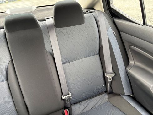 Used 2025 Nissan Versa SV FWD image 32
