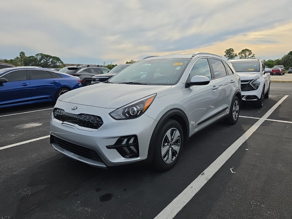 Used 2021 Kia Niro LX FWD image 6