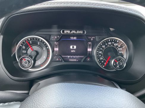 Used 2019 RAM 2500 Laramie AWD/4WD image 10