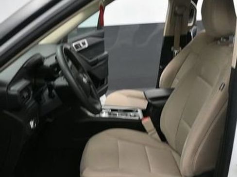 Used 2021 Ford Explorer 4WD image 10