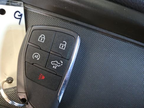 Used 2025 GMC Sierra 1500 Elevation AWD/4WD image 18