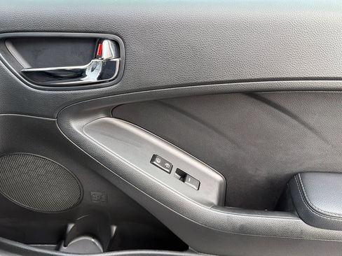 Used 2016 Kia Forte LX image 21