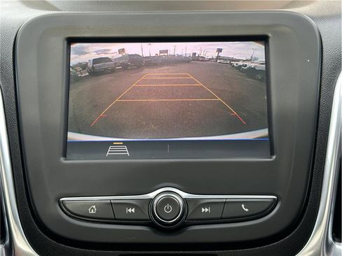 Used 2021 Chevrolet Equinox LT AWD/4WD image 24