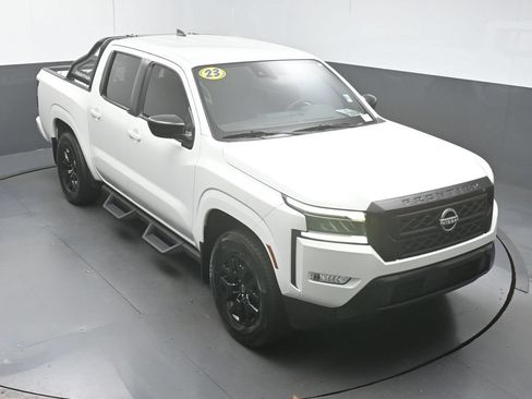 Used 2023 Nissan Frontier SV w/ Midnight Edition Package RWD image 38
