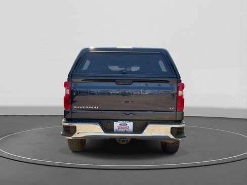Used 2023 Chevrolet Silverado 1500 LT AWD/4WD image 5