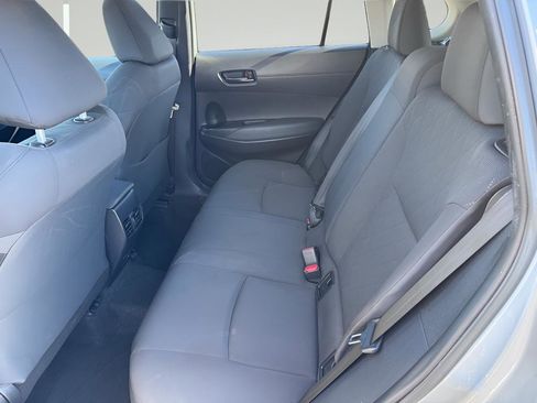 Used 2022 Toyota Corolla Cross LE image 31